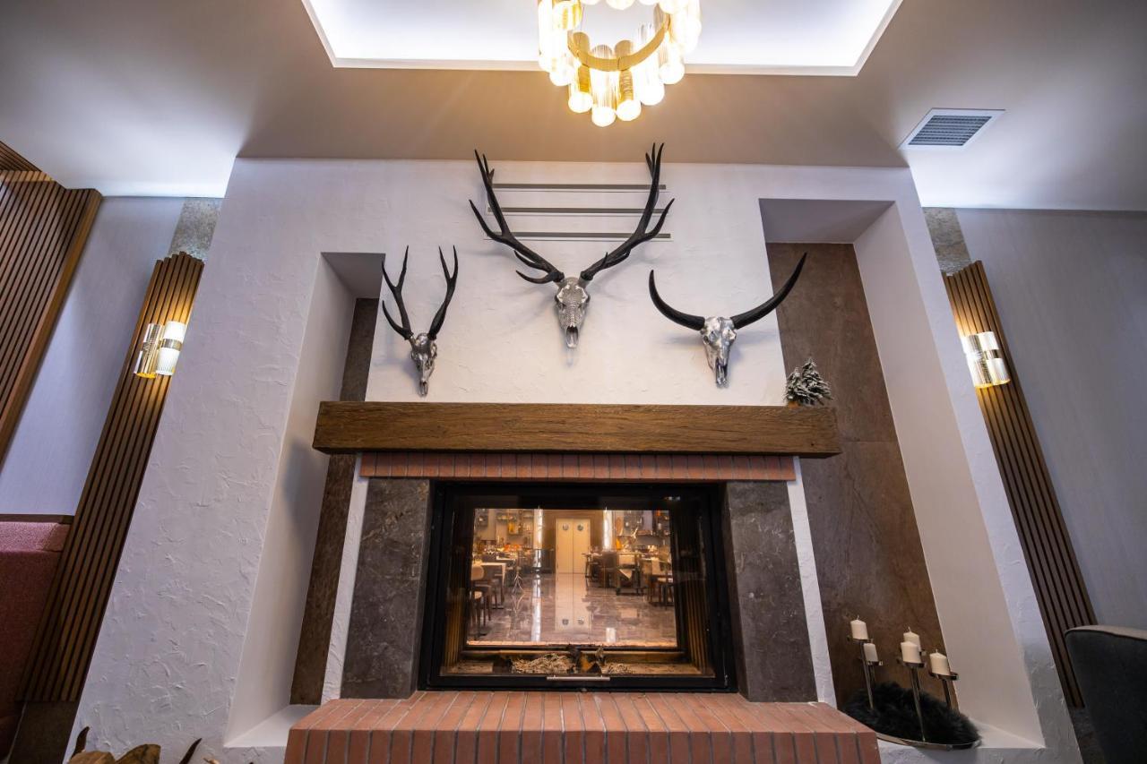Hotel Belmont سِنايا المظهر الخارجي الصورة